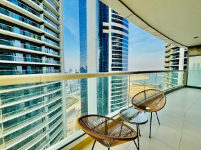 Luxurious 1BR Apartment at Damac Tower, Paramount